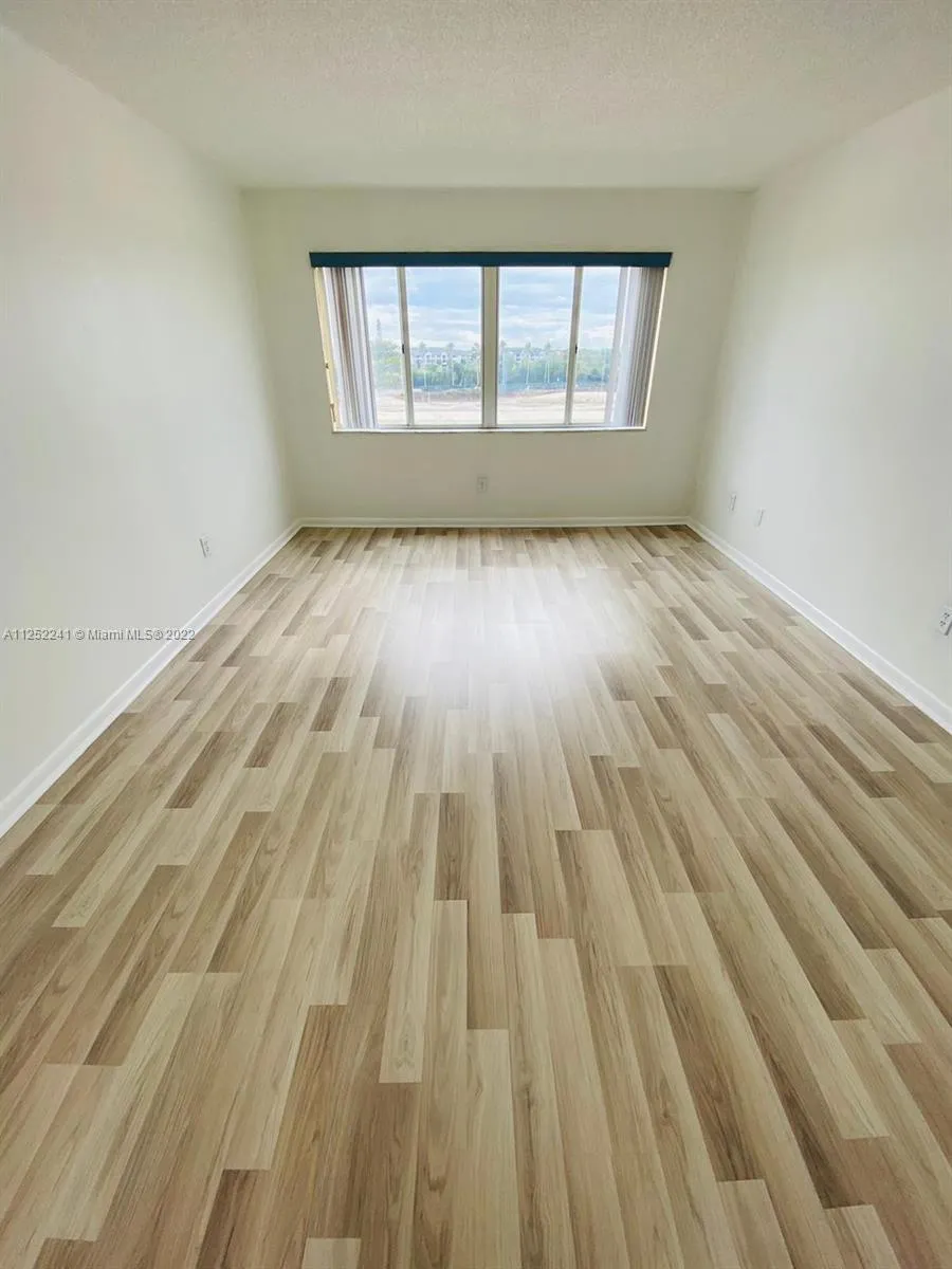 2 bedroom 1 bath for sale at 14830 Naranja Lakes Blvd, Homestead FL 33032