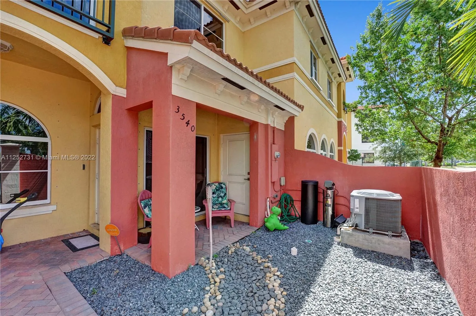 3540 NW 30th Pl, Lauderdale Lakes FL 33311