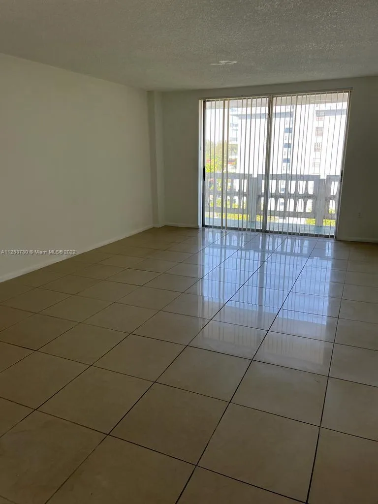 15600 NW 7th Ave # 715, Miami FL 33169