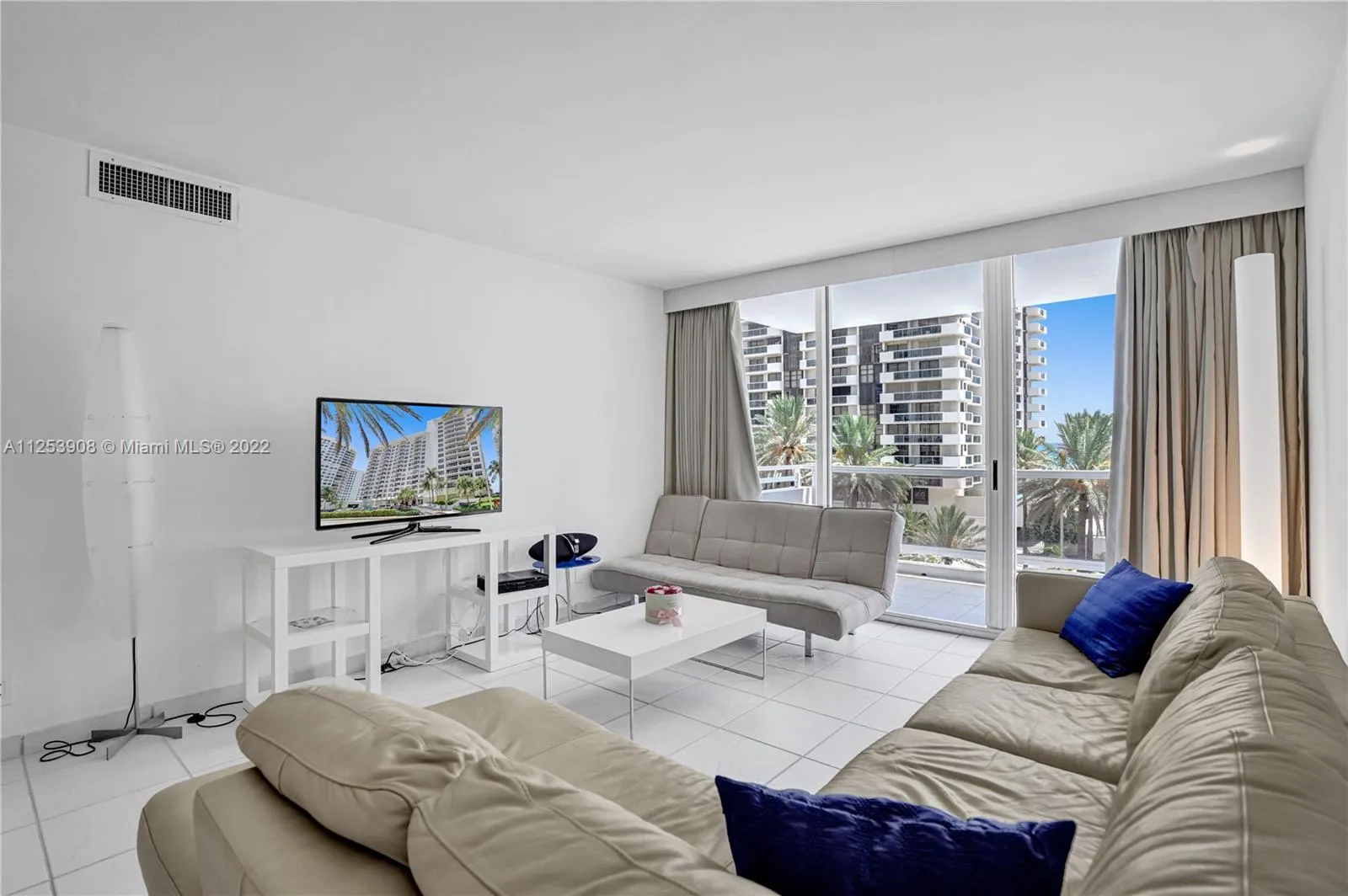 5700 Collins Ave # 5B, Miami Beach FL 33140