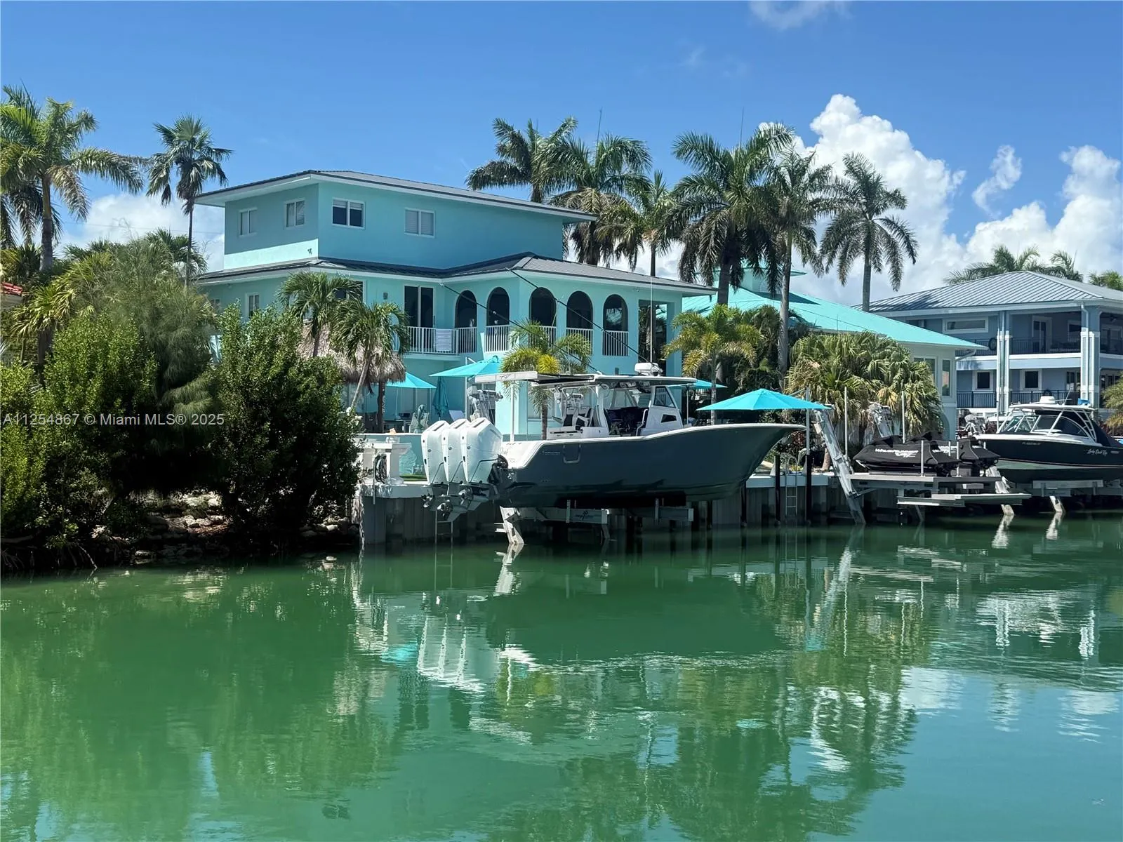 4 bedroom 3 bath for rent at 124 S Indies, Marathon FL 33050