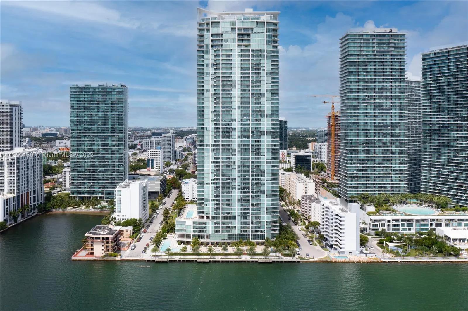 3 bedroom 4 bath for sale at 2900 NE 7th Ave # 3207, Miami FL 33137