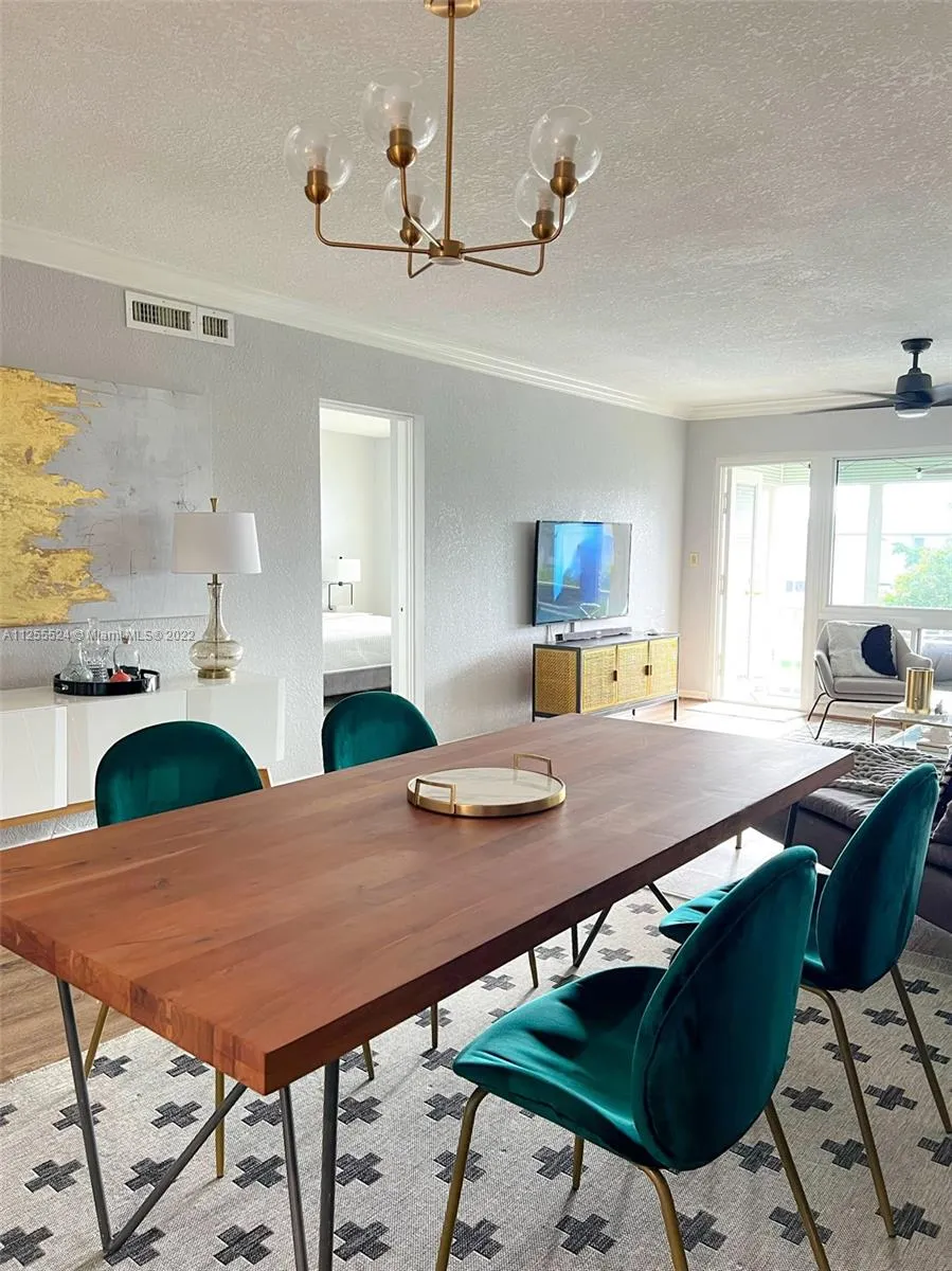 900 SW 12th St # 305, Fort Lauderdale FL 33315