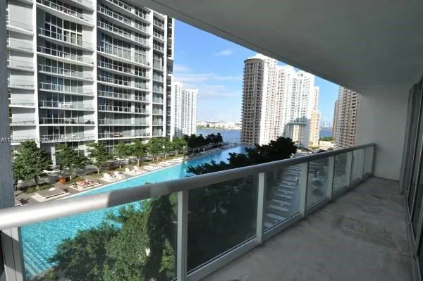 495 Brickell Ave # 1710, Miami FL 33131