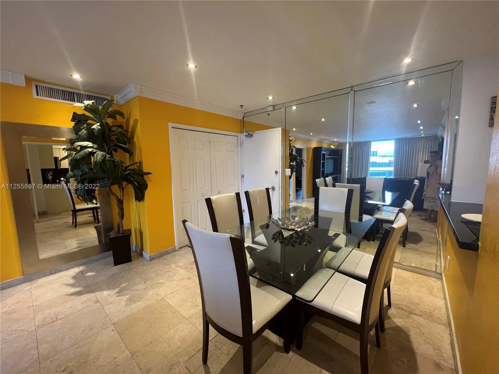 5161 Collins Ave # 1711, Miami Beach FL 33140