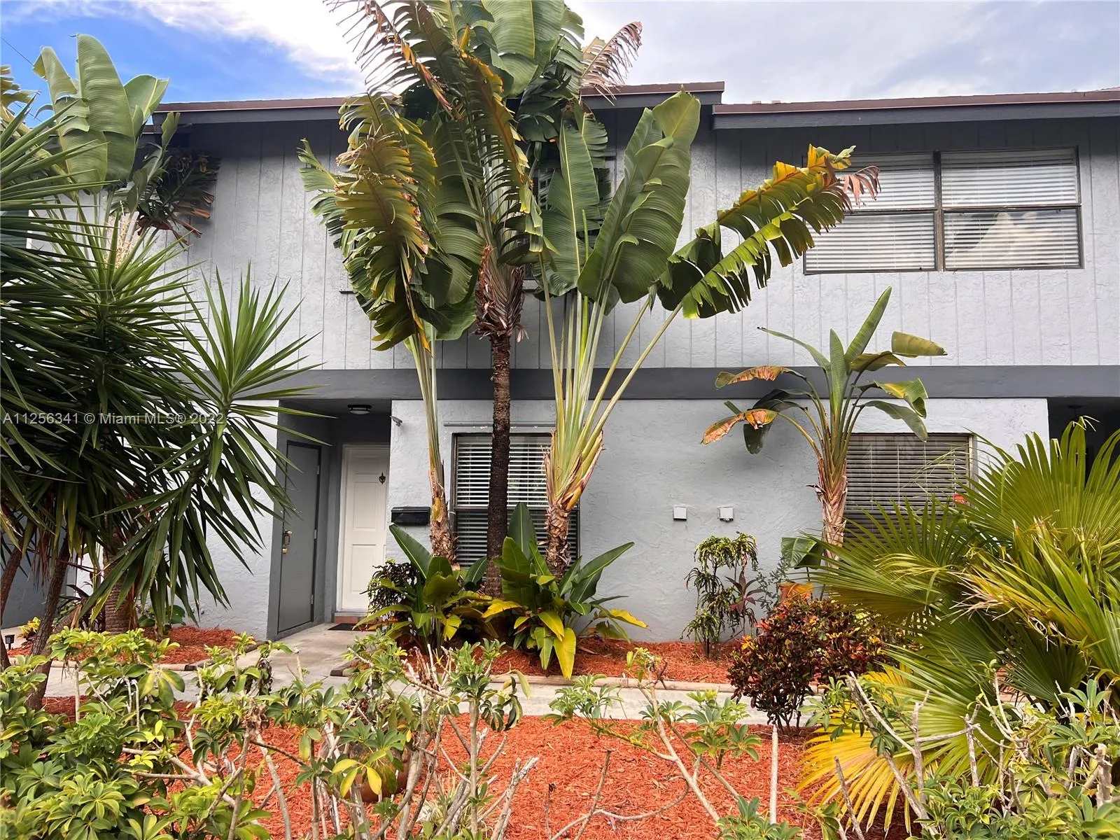 2 bedroom 2 bath for sale at 3016 NE 21st Ter # 3016, Fort Lauderdale FL 33306