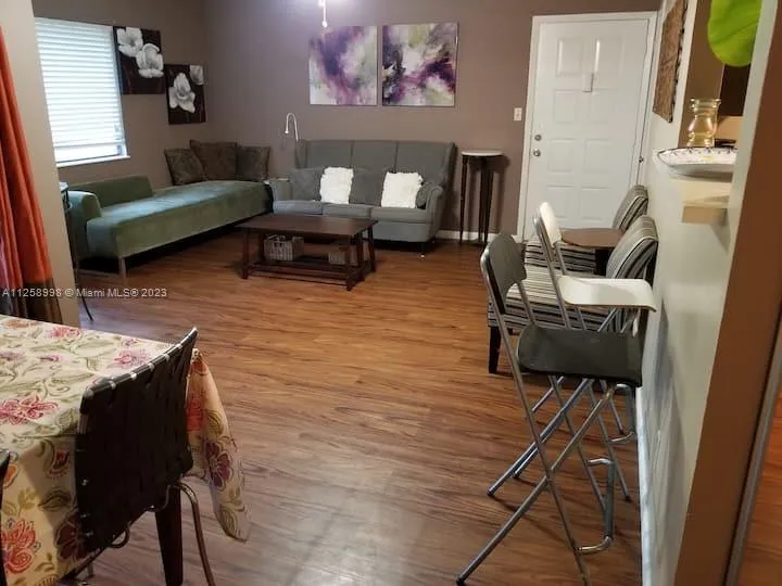 13389 ARBOR POINTE # 204, Tampa FL 33617