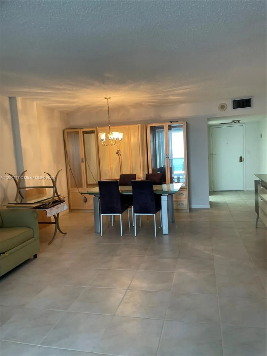 3800 S Ocean Dr # 1710, Hollywood FL 33019