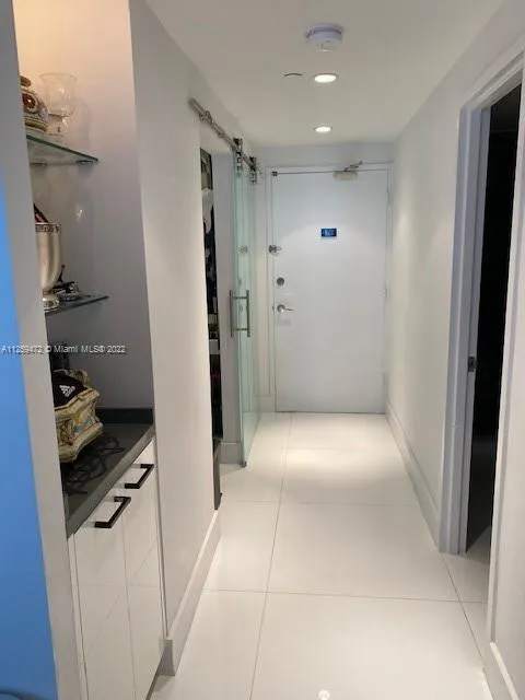 100 Lincoln Rd # 727, Miami Beach FL 33139