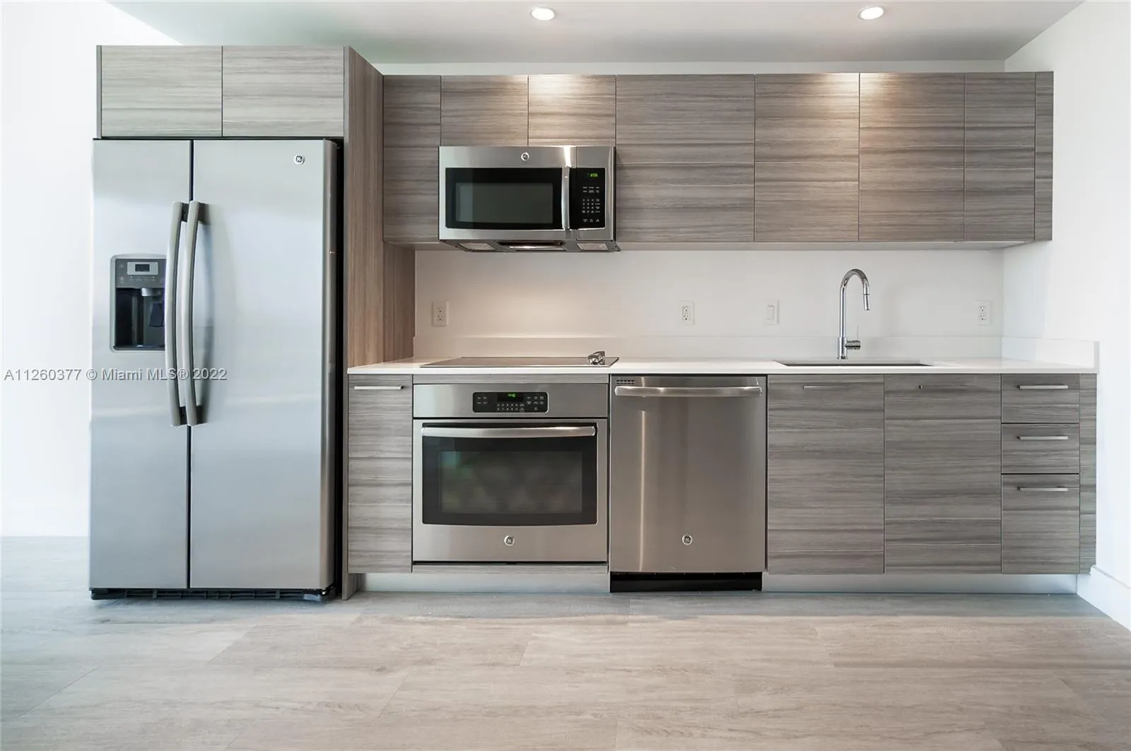 121 NE 34 # L306, Miami FL 33137