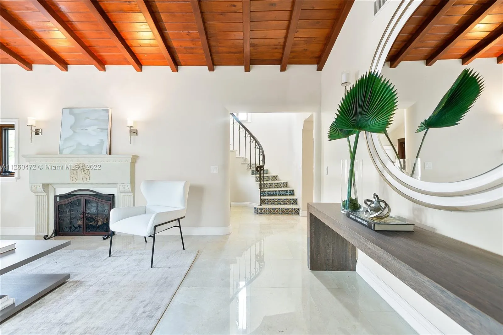 2153 N Bay Rd, Miami Beach FL 33140