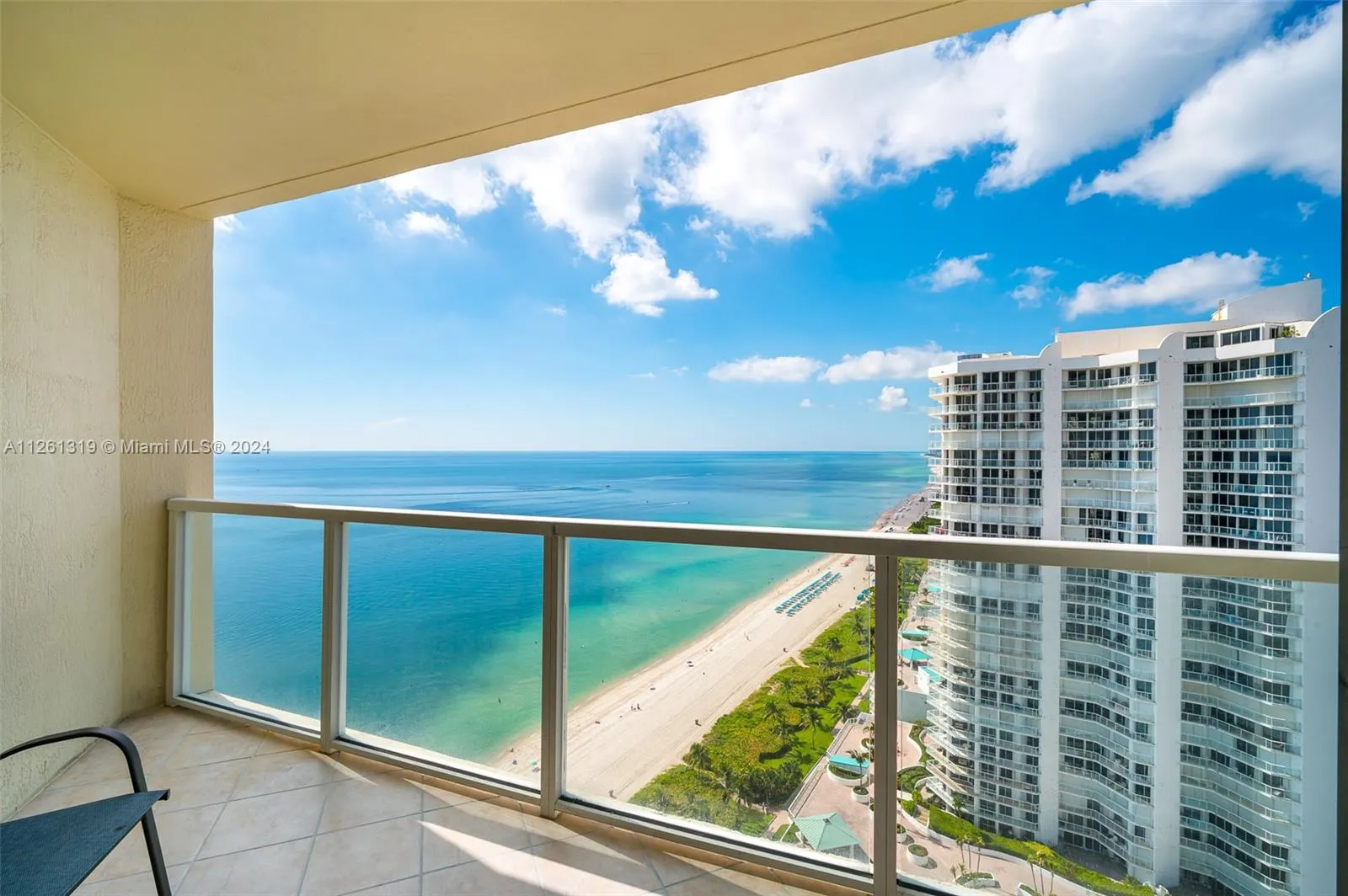 3 bedroom 2 bath for sale at 16699 Collins Ave # 2601, Sunny Isles Beach FL 33160