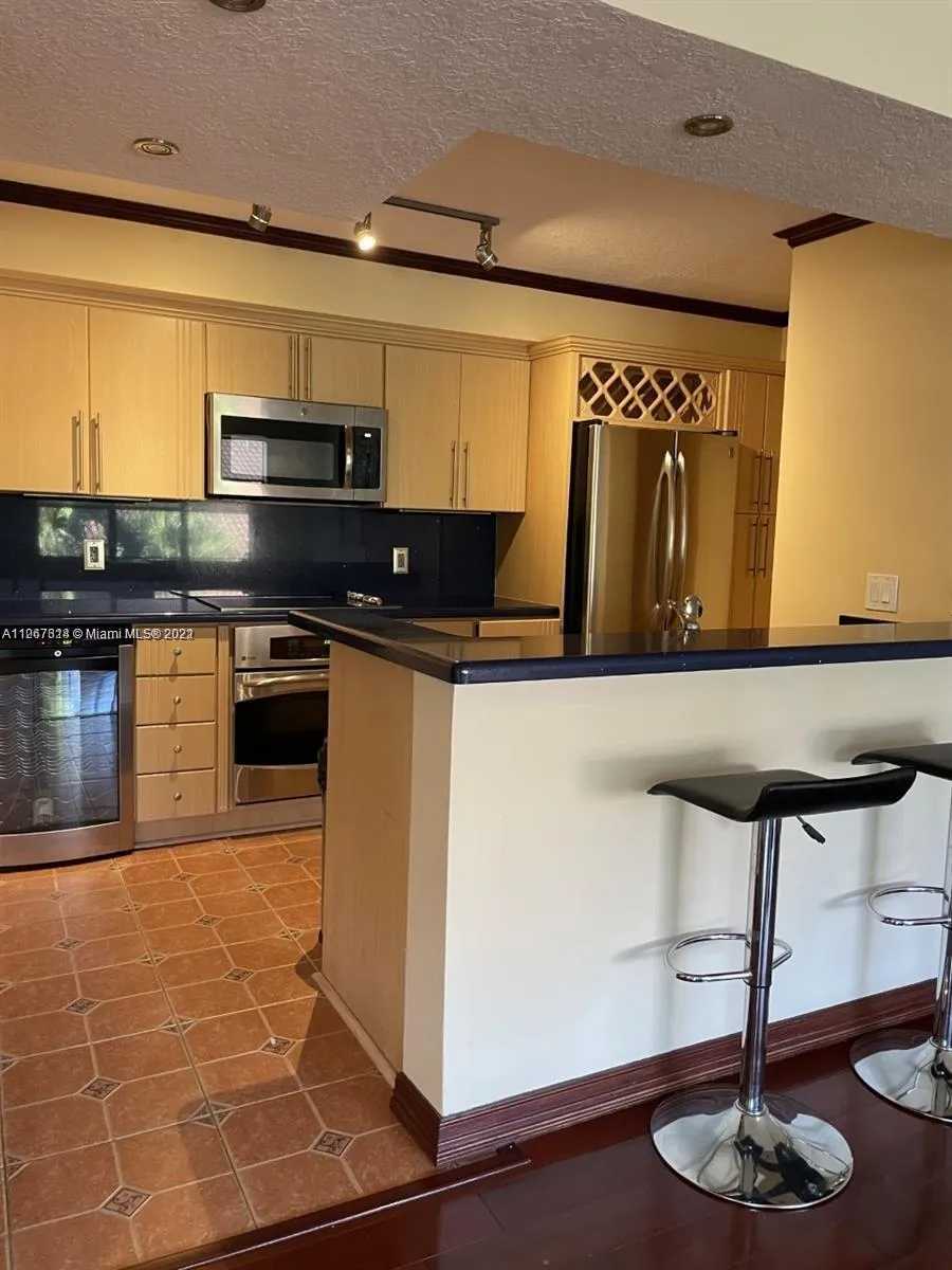 540 S Park Rd # 9, Hollywood FL 33021