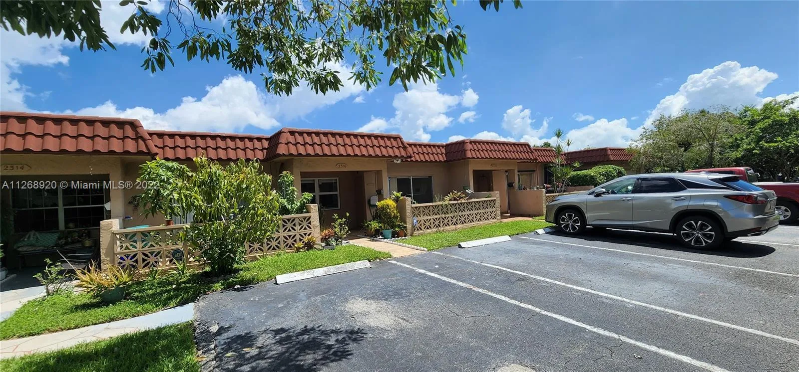 2316 SW 81st Way # 8, North Lauderdale FL 33068