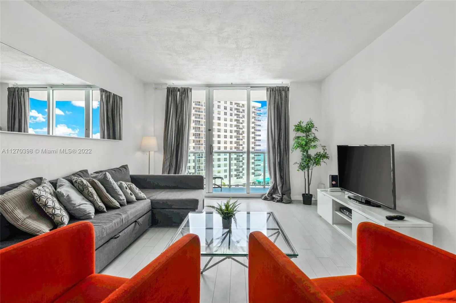 3801 S Ocean Dr # 8Z, Hollywood FL 33019