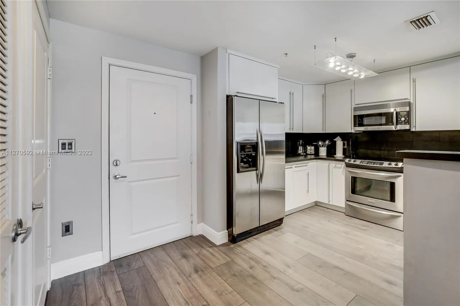 10 Aragon Ave # 711, Coral Gables FL 33134