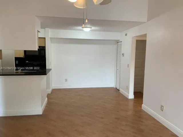 8471 SW 5th St # 208, Pembroke Pines FL 33025