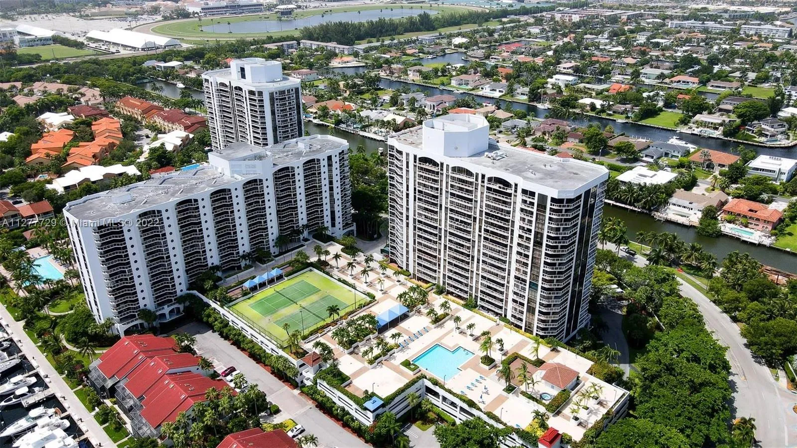 3640 Yacht Club Dr # 810, Aventura FL 33180
