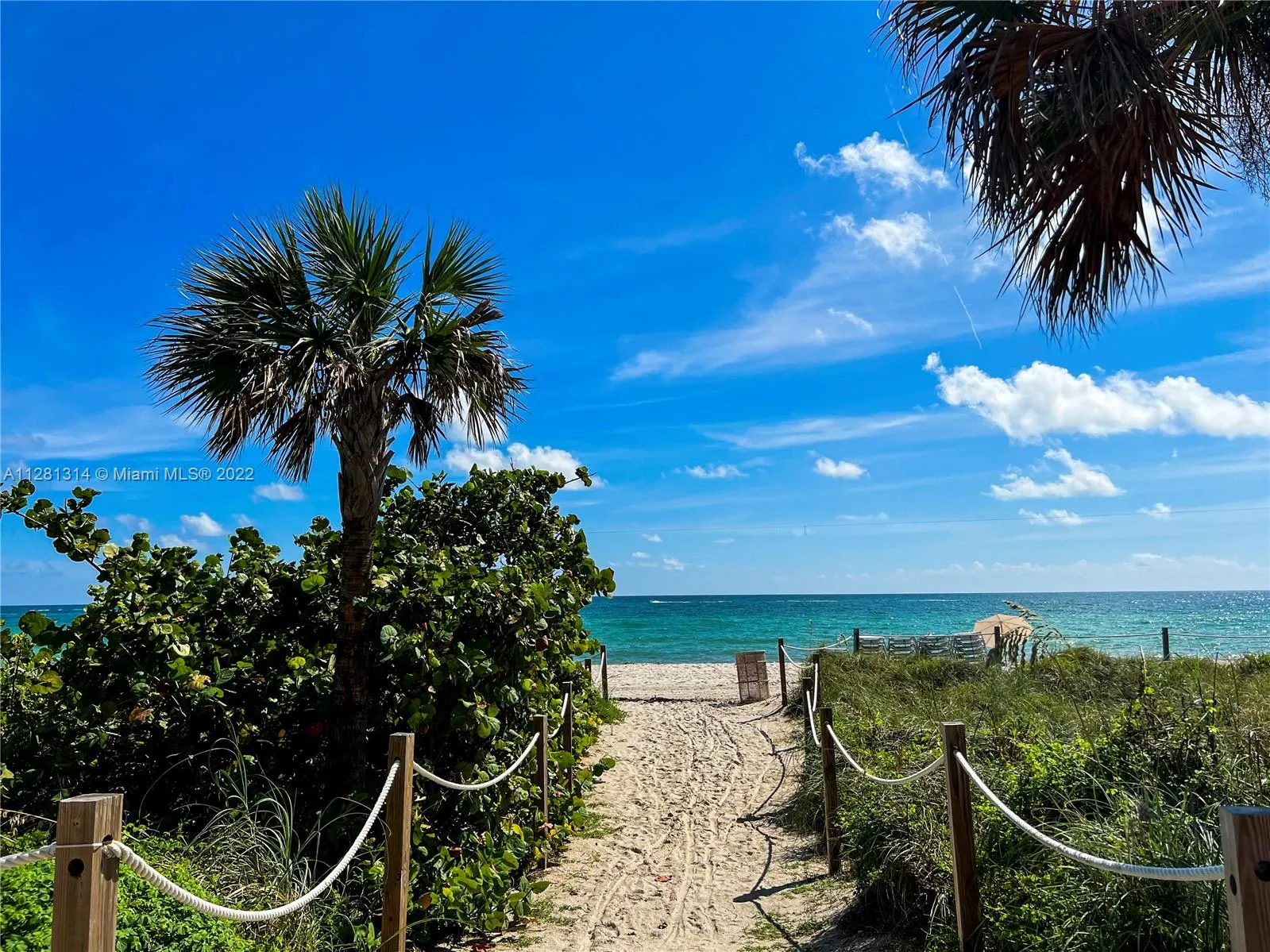 2 bedroom 2 bath for rent at 5161 Collins Ave # 404, Miami Beach FL 33140