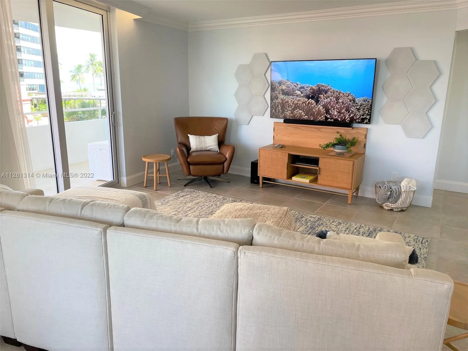 5161 Collins Ave # 404, Miami Beach FL 33140