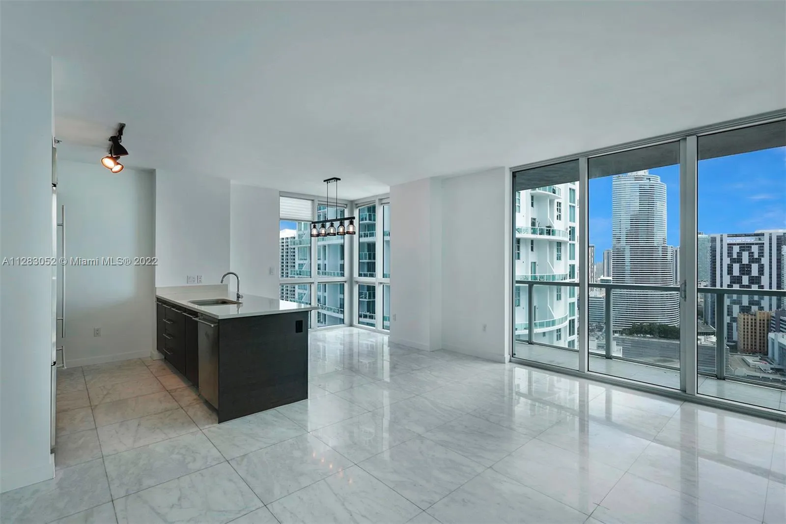 2 bedroom 2 bath for sale at 55 SE 6th St # 3401, Miami FL 33131