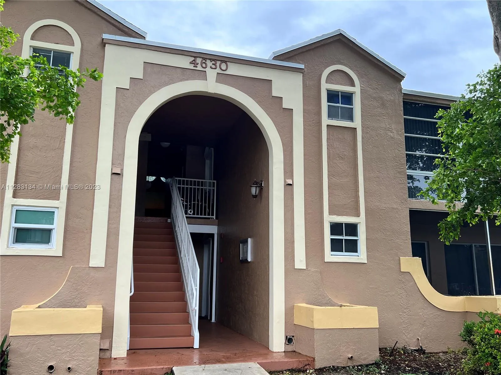 4630 NW 102nd Ave # 15, Doral FL 33178