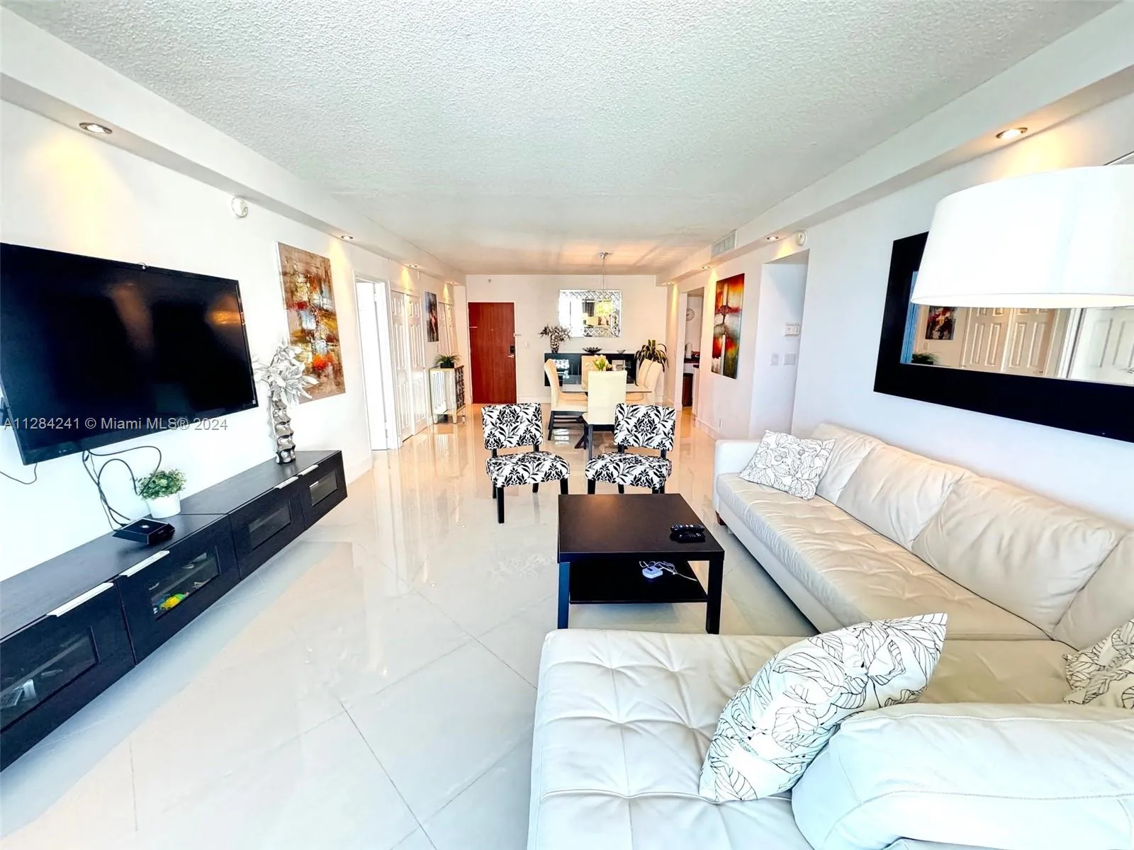 2 bedroom 2 bath for rent at 3901 S Ocean Dr # 8E, Hollywood FL 33019