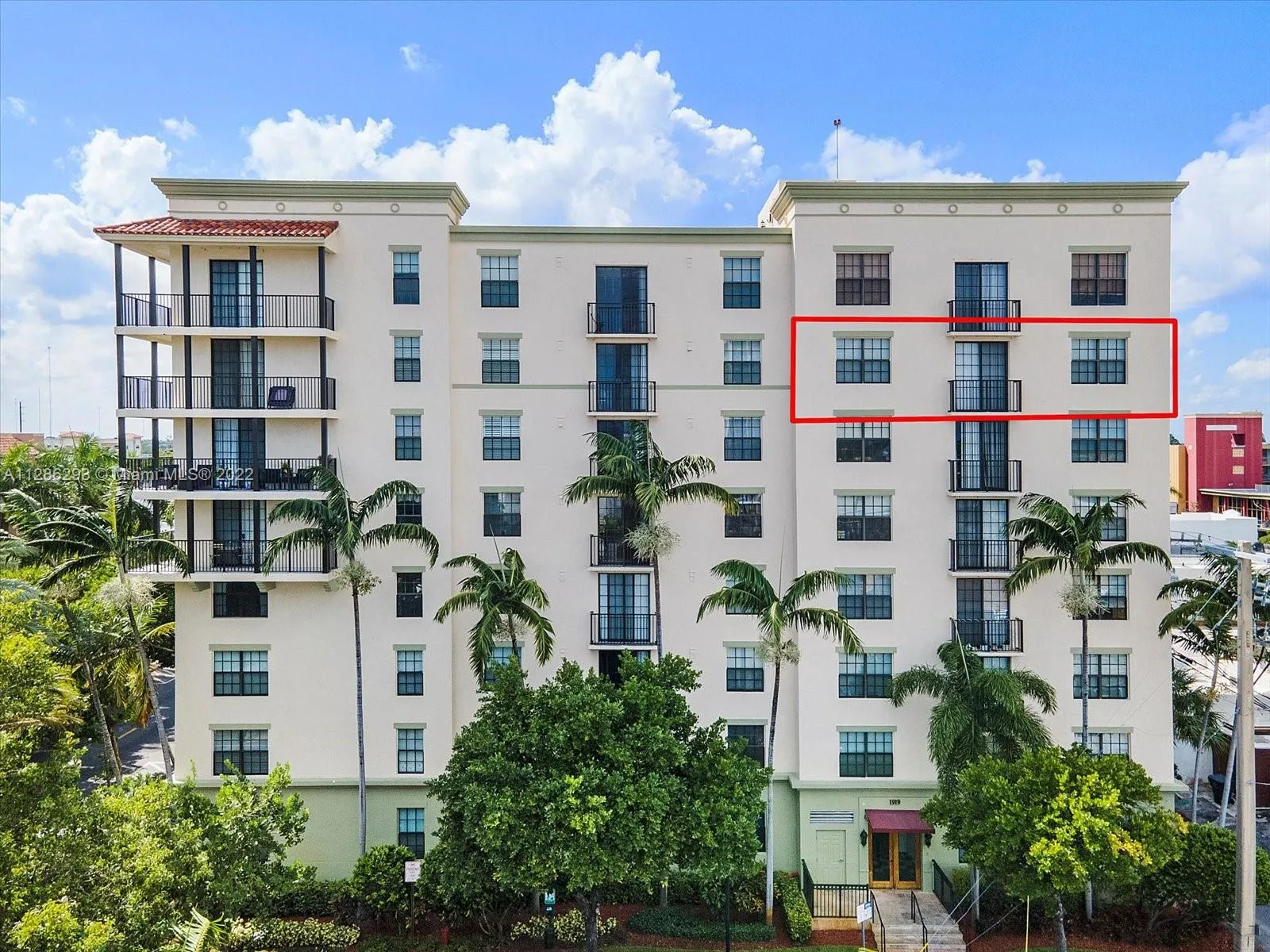 2 bedroom 1 bath for sale at 1919 Van Buren St # 721A, Hollywood FL 33020