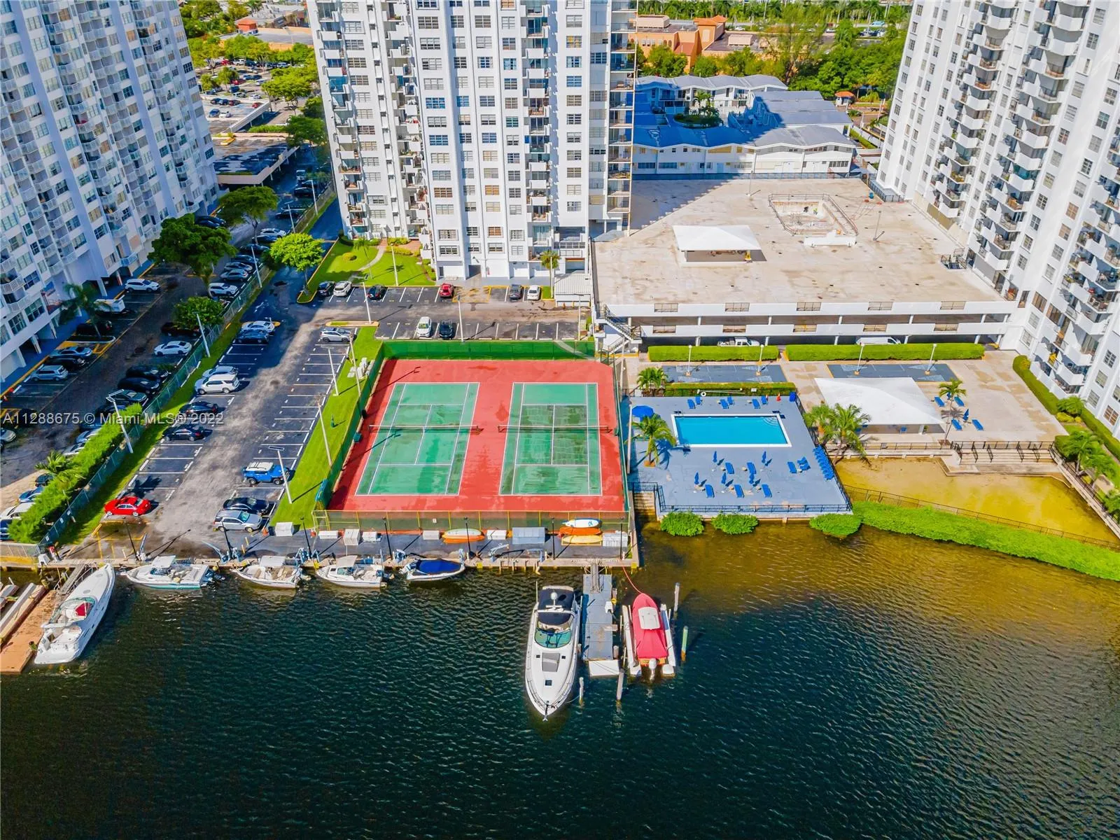 2780 NE 183rd St # 712, Aventura FL 33160