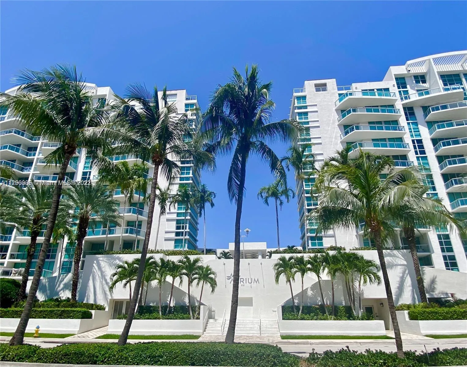 3131 NE 188th St # 810, Aventura FL 33180