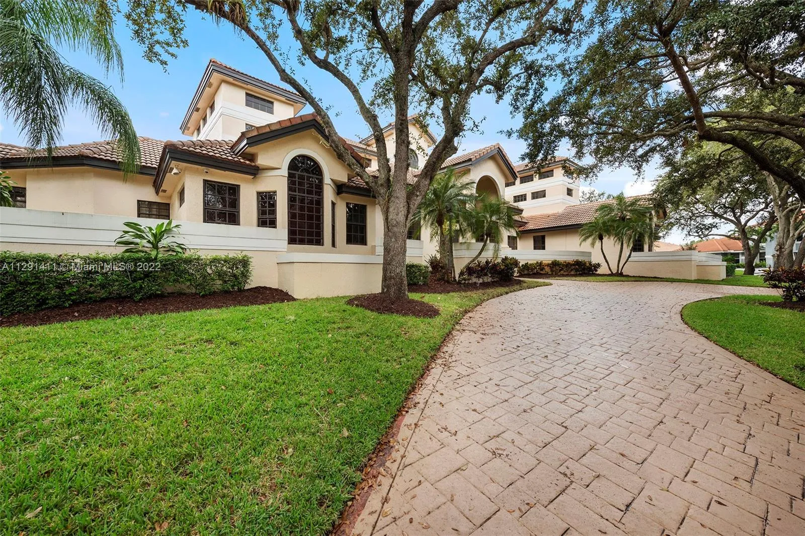 1860 Merion Ln, Coral Springs FL 33071