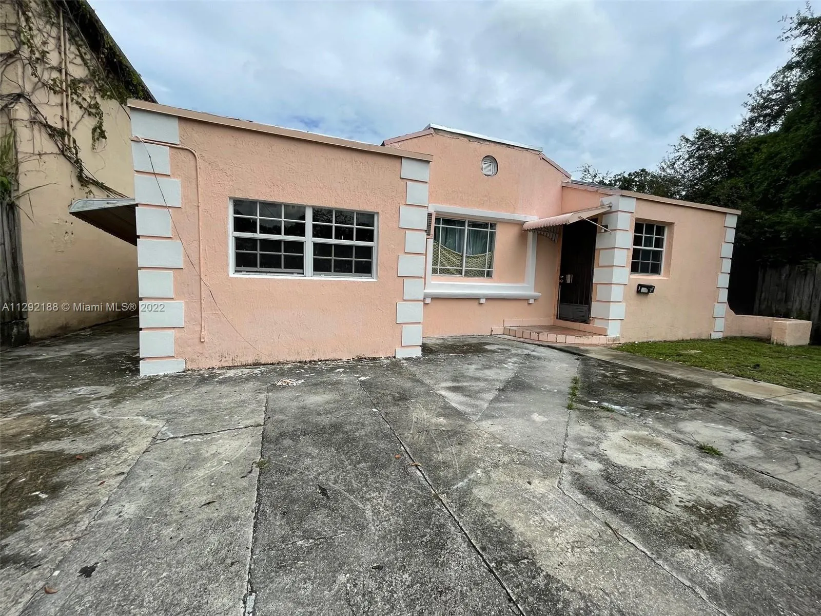 187 NW 53rd St, Miami FL 33127
