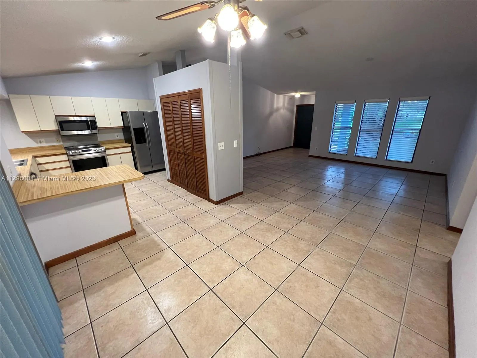 1921 SW Hickock Ter, Port St. Lucie FL 34953