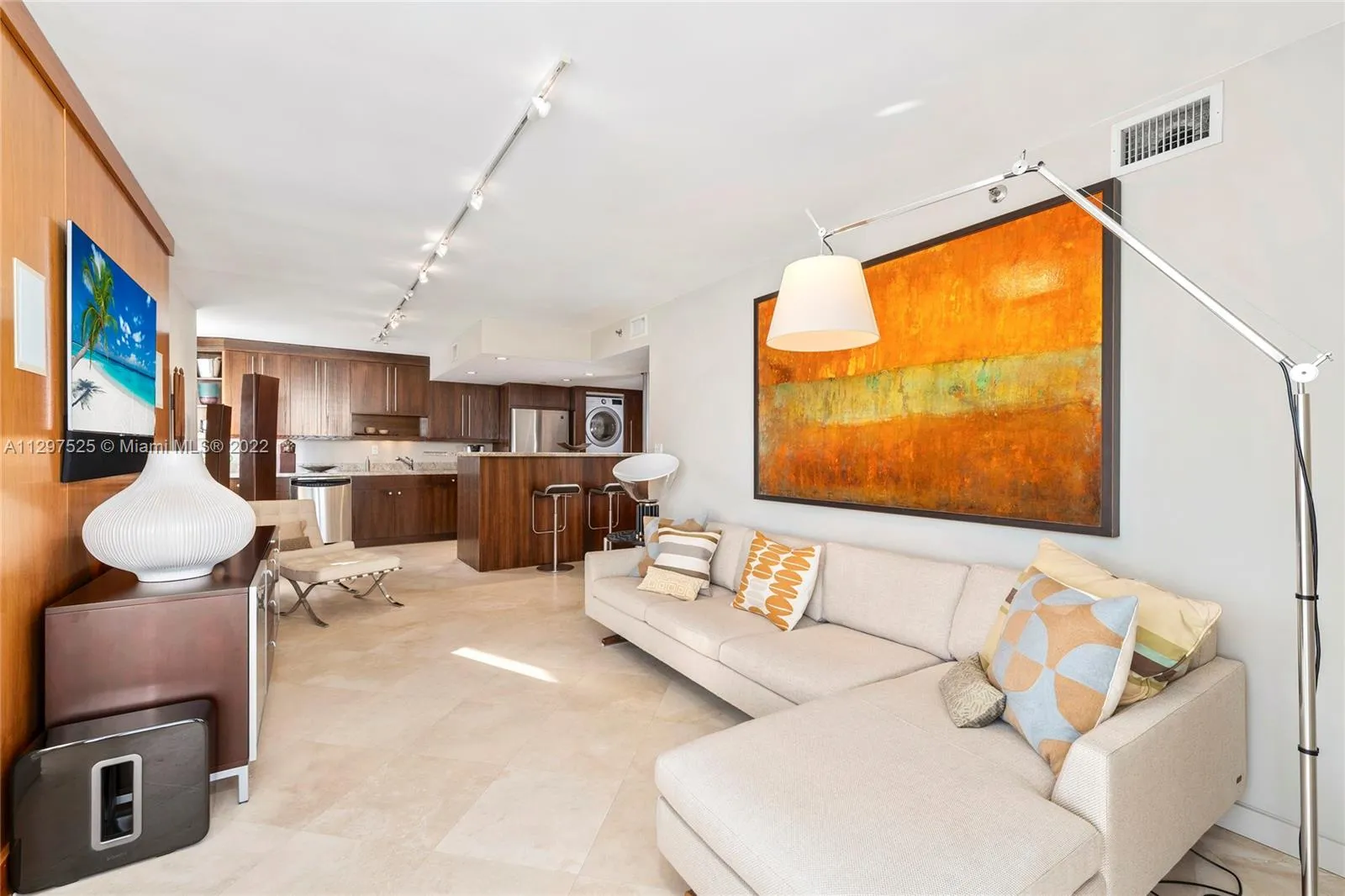 1621 Bay Rd # 807, Miami Beach FL 33139