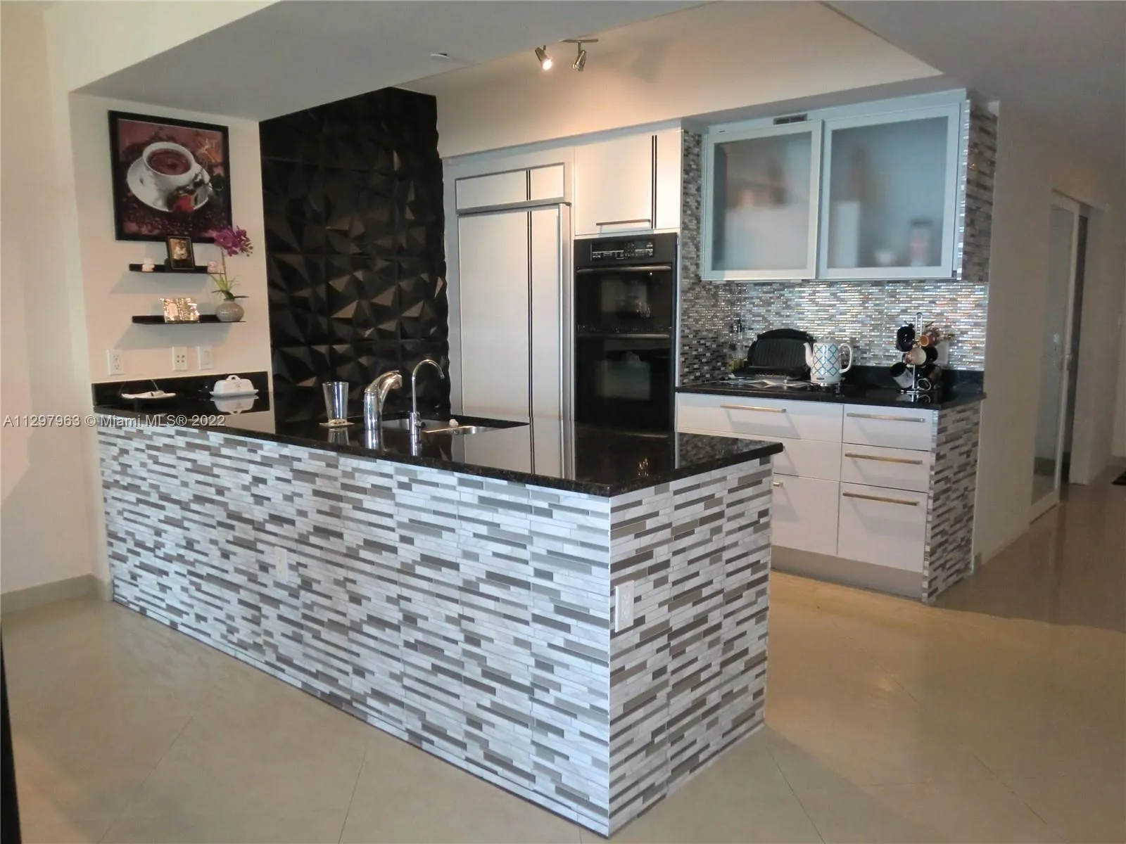 1830 S Ocean Dr # 4111, Hallandale Beach FL 33009