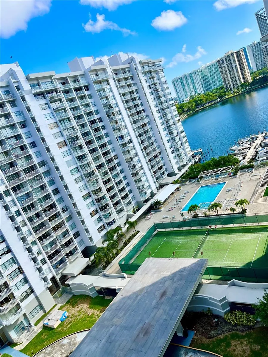 18021 Biscayne Blvd # 1404, Aventura FL 33160