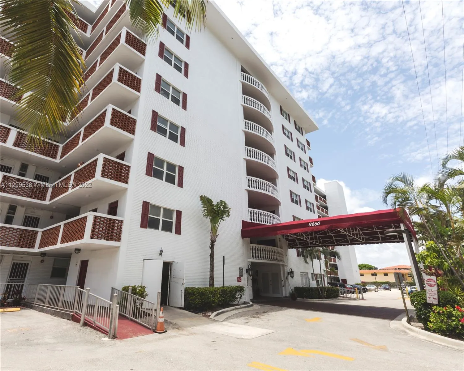 3660 NE 166th St # 510, North Miami Beach FL 33160