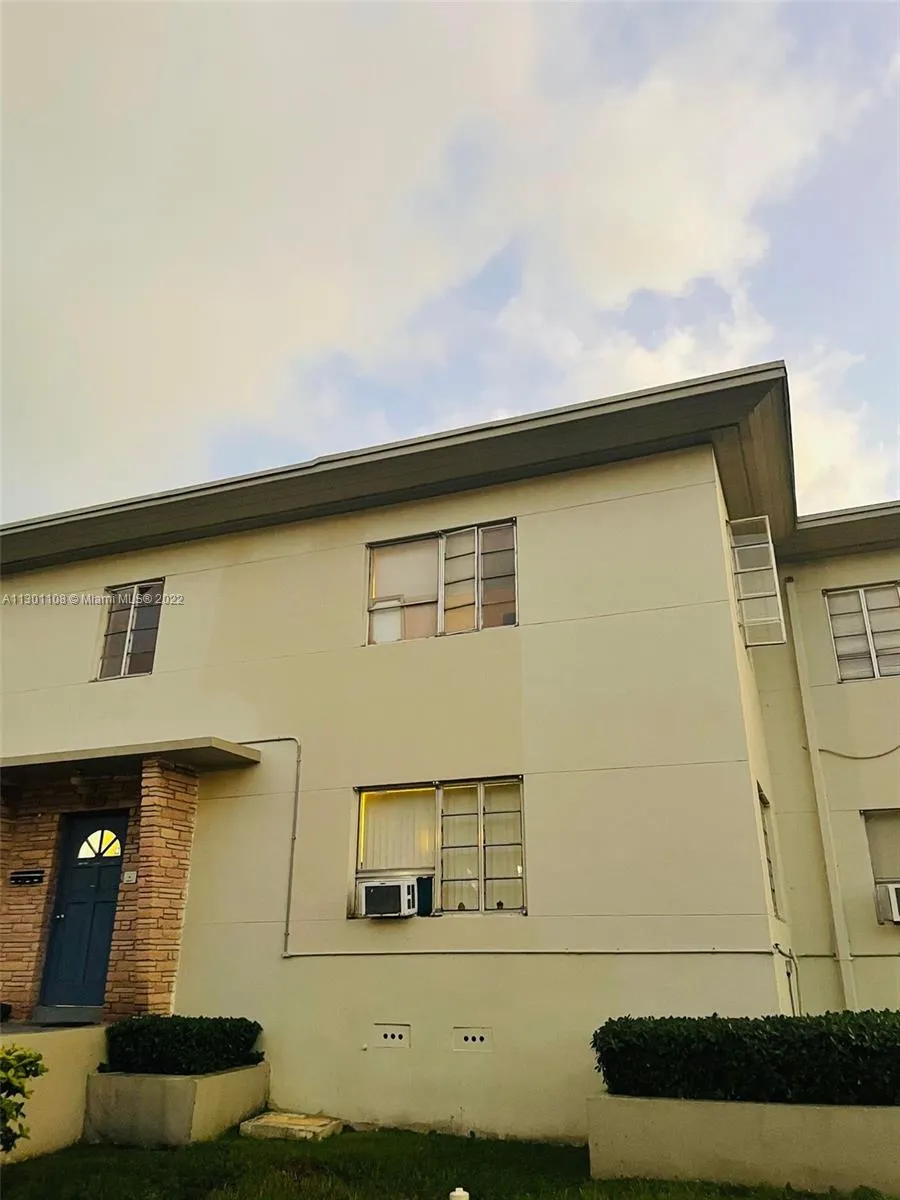 620 84th St # 25, Miami Beach FL 33141