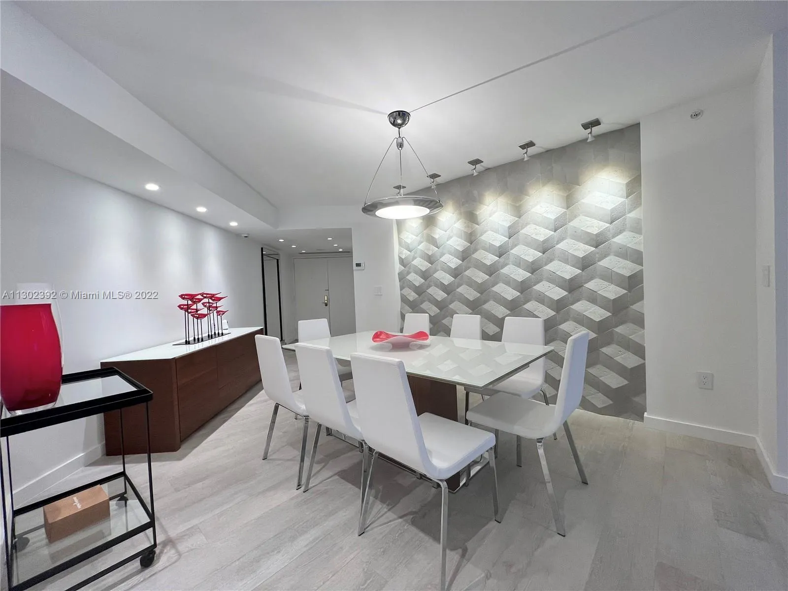 6301 Collins Ave # 3001, Miami Beach FL 33141