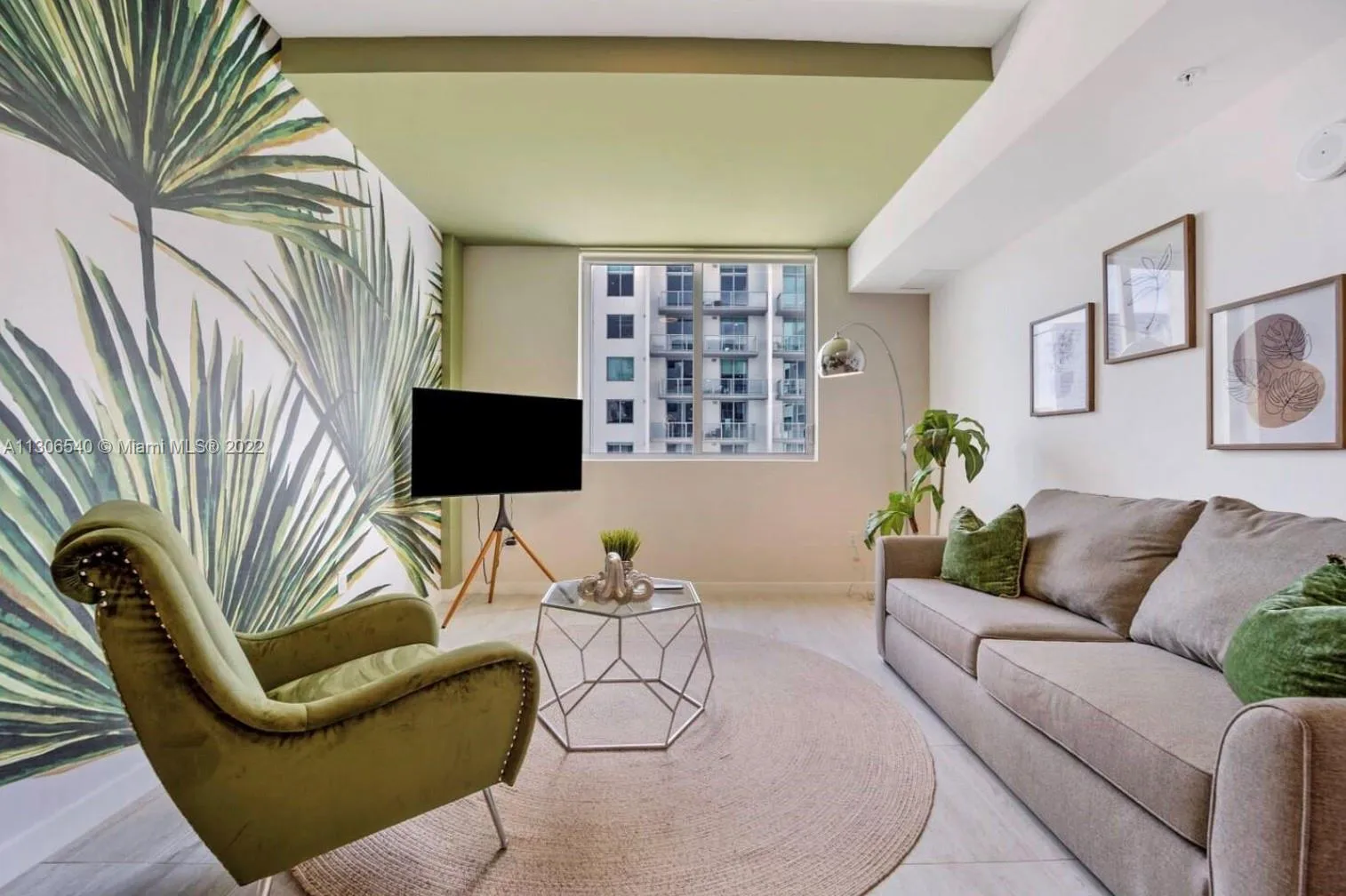 3900 Biscayne Blvd # 819, Miami FL 33137