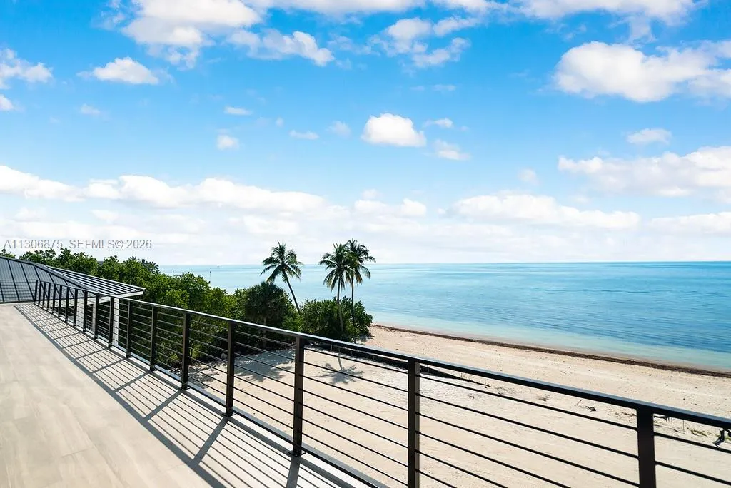2405 Coco Plum Dr, Marathon FL 33050