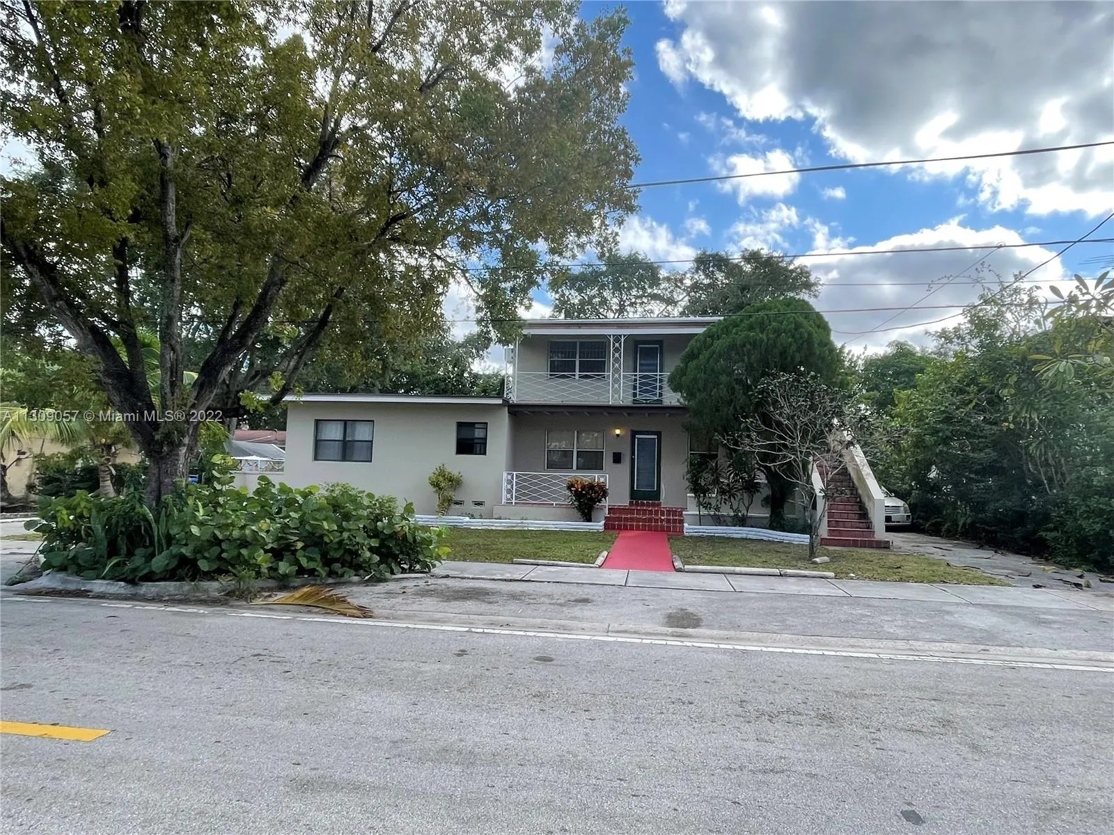 for sale at 546-548 NE 65th St, Miami FL 33138