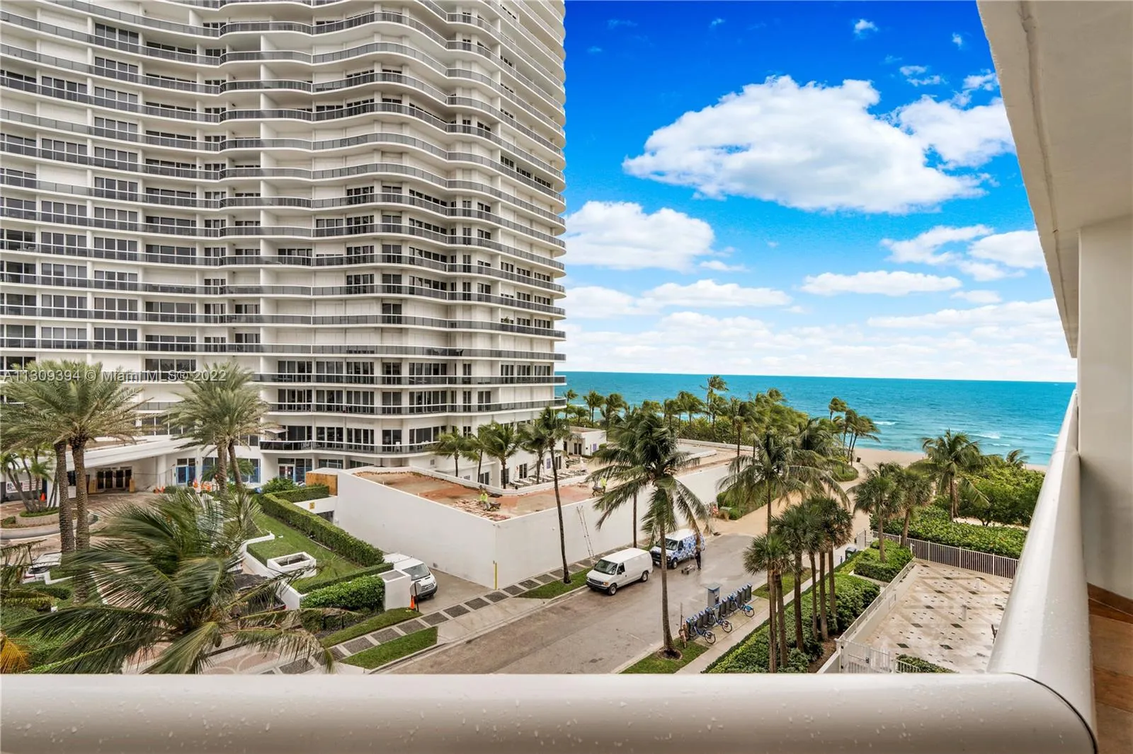 3 bedroom 3 bath Residential for sale at 9595 Collins Ave # I, Surfside FL 33154