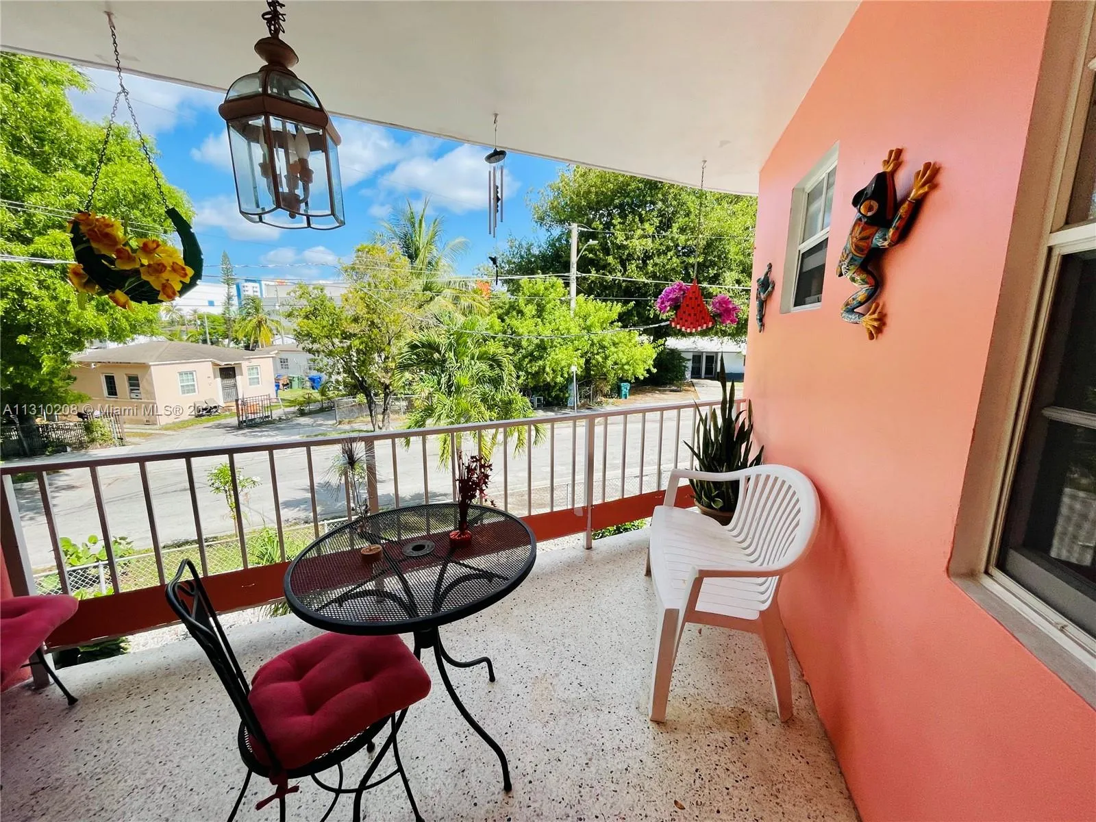 270 NW 34th Ter, Miami FL 33127
