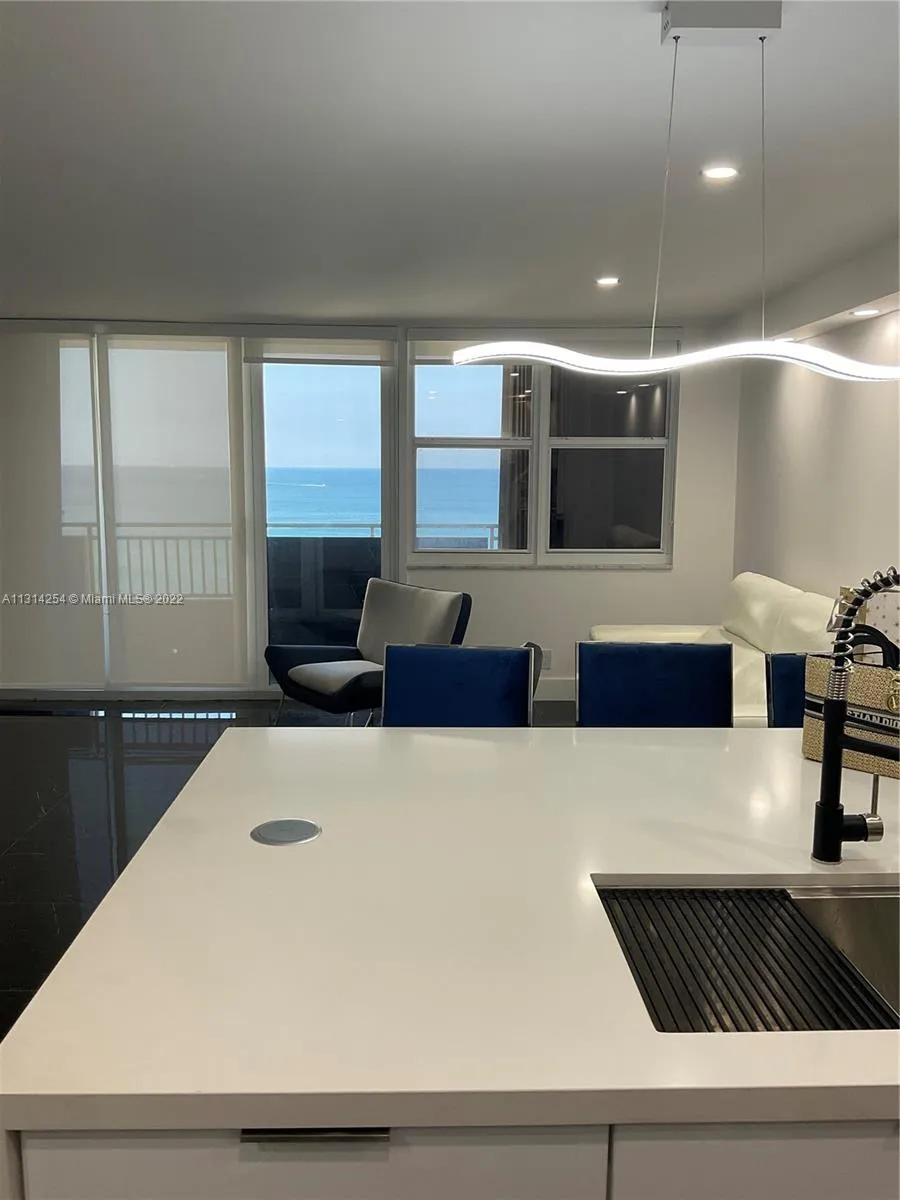 3180 S Ocean Dr # 1503, Hallandale Beach FL 33009