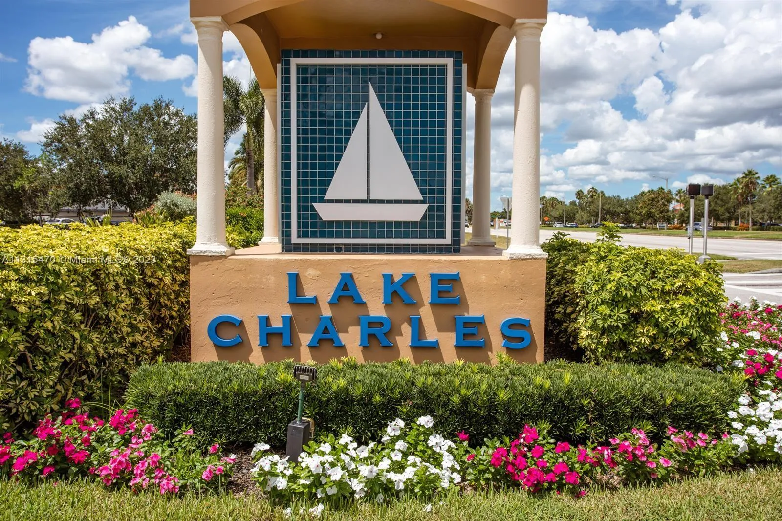 3 bedroom 2 bath for sale at 777 SW Munjack Cir, Port St. Lucie FL 34986