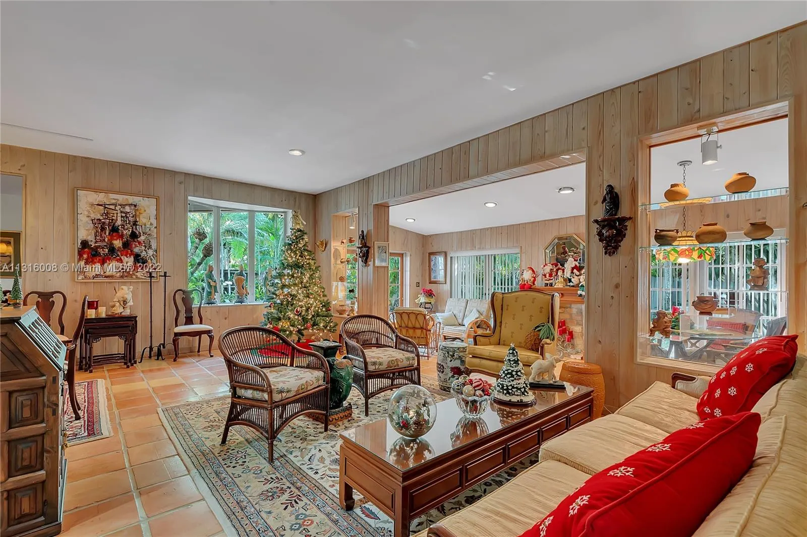 1616 Onaway Dr, Miami FL 33133