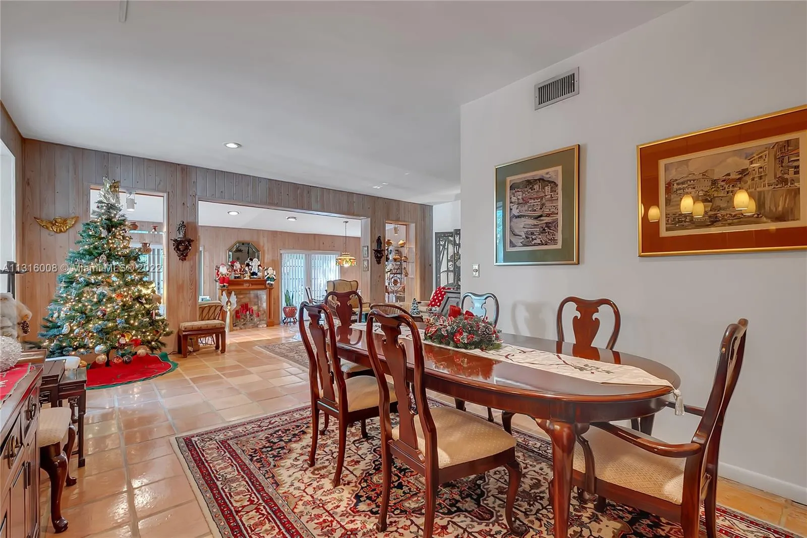 1616 Onaway Dr, Miami FL 33133