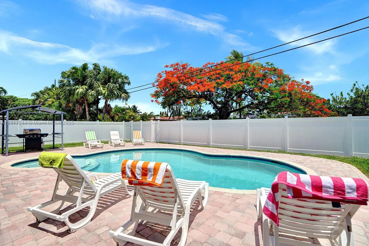 1301 Rodman St, Hollywood FL 33019