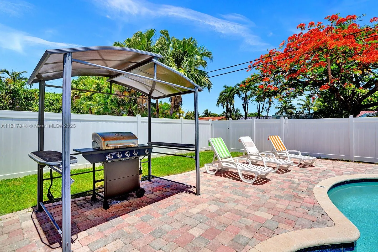 1301 Rodman St, Hollywood FL 33019